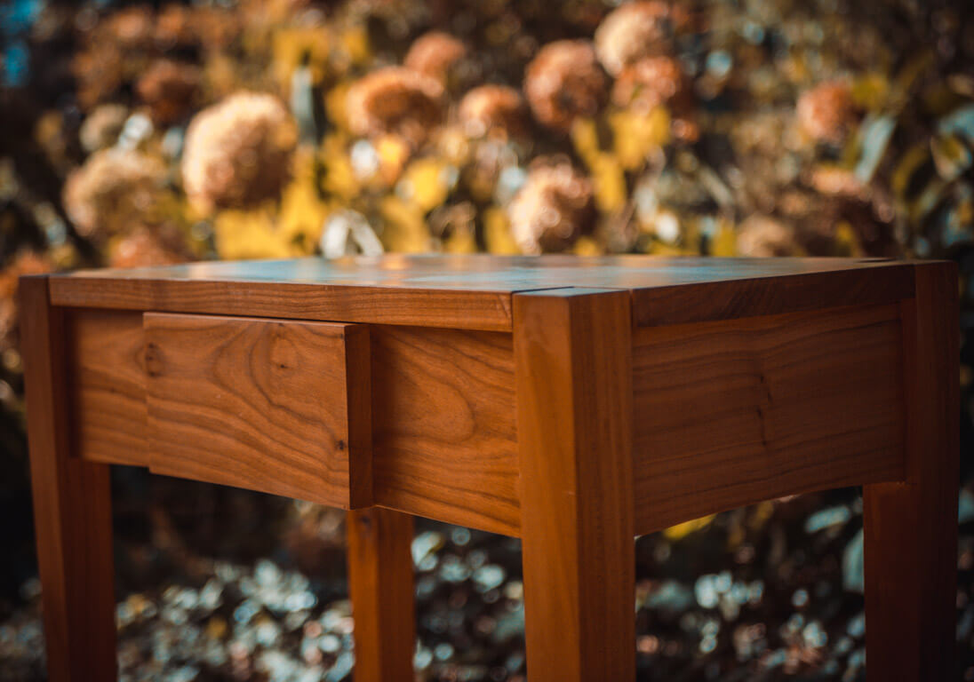 Schuurmannen-producten-meubelmakerij-bijzettafel https://www.deschuurmannen.nl/wp-content/uploads/2018/10/Schuurmannen-producten-meubelmakerij-bijzettafel.jpg