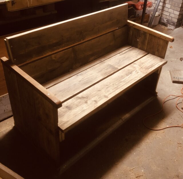 tuinbank van steigerplanken